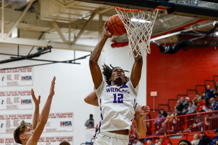 Thornton senior center Morez Johnson